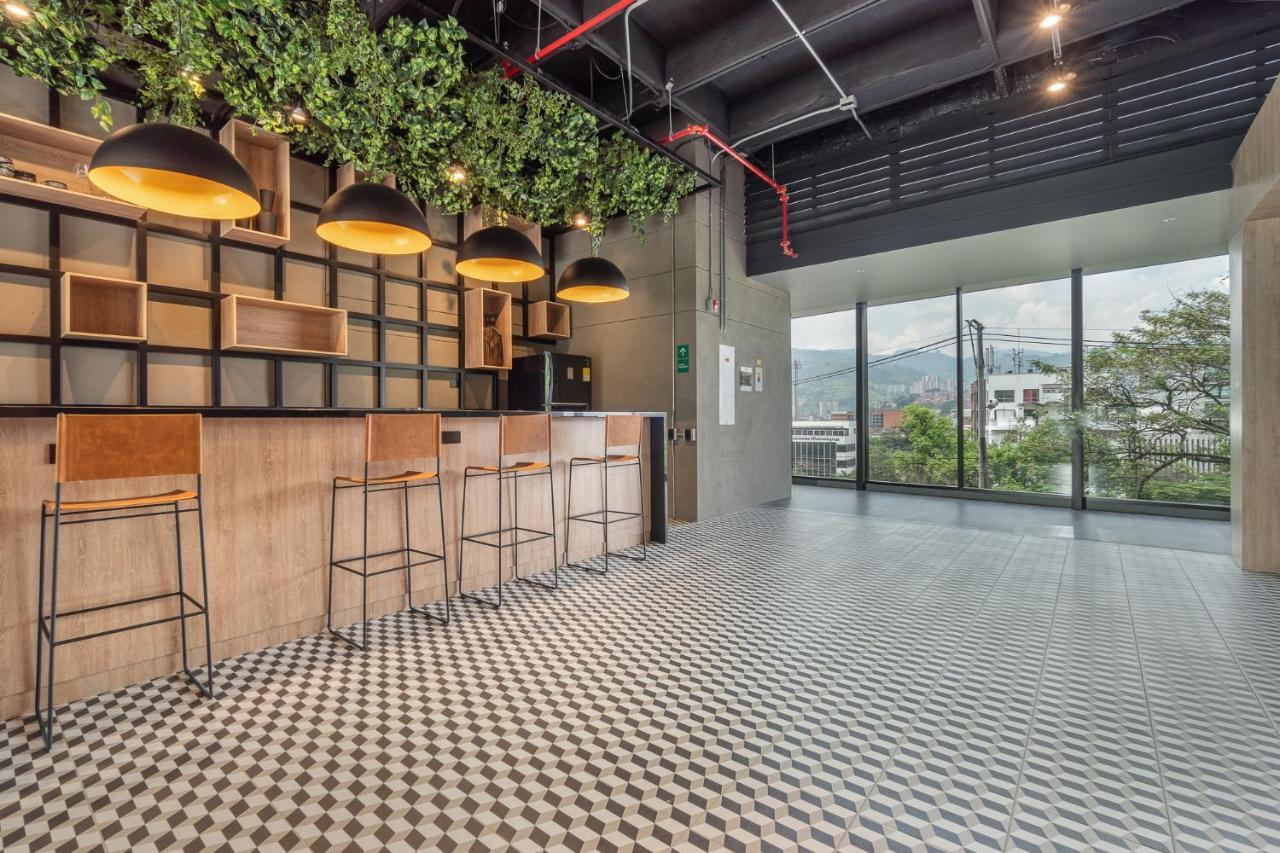 Apartamentos Go Living & Suites By Housy Host เมเดยิน ภายนอก รูปภาพ