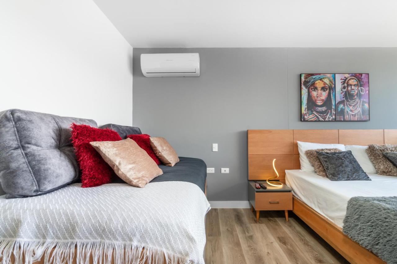 Apartamentos Go Living & Suites By Housy Host เมเดยิน ภายนอก รูปภาพ