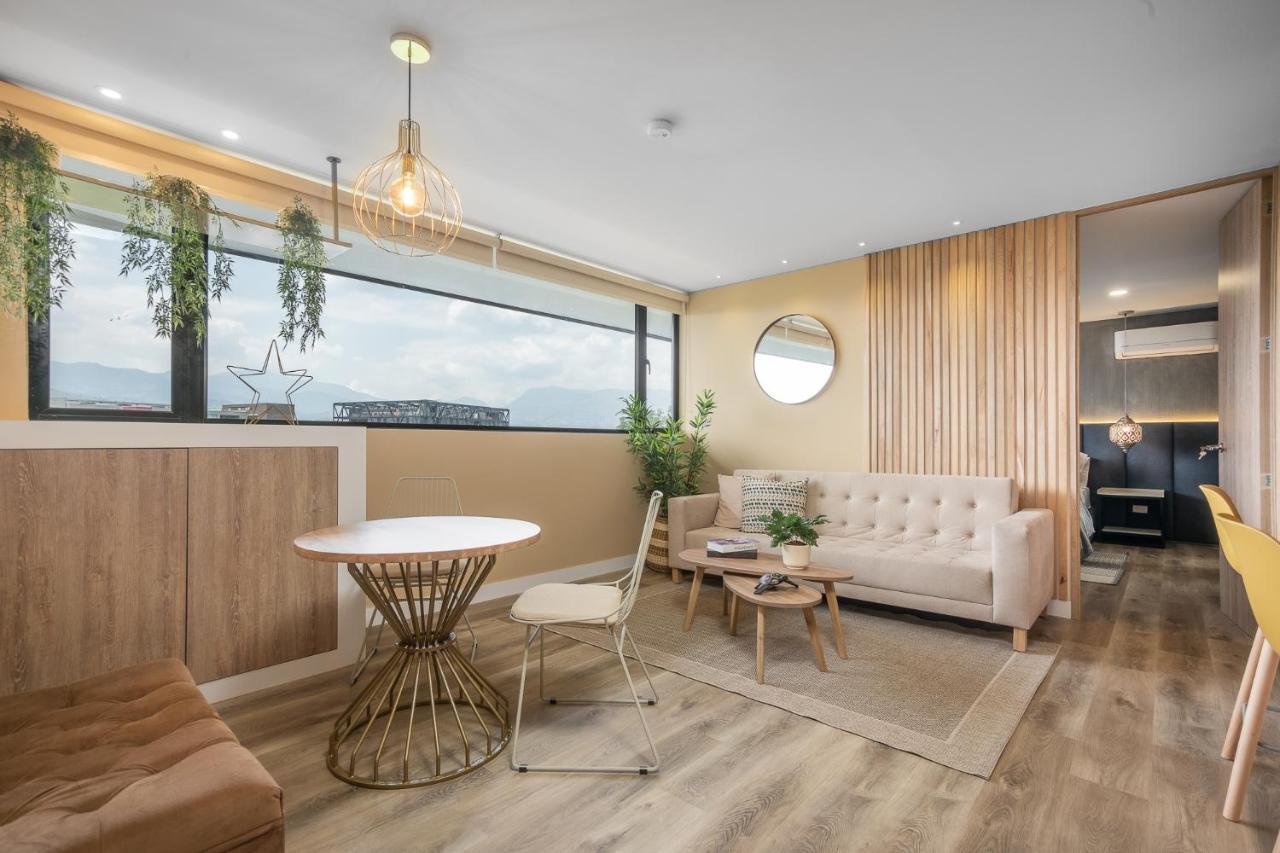 Apartamentos Go Living & Suites By Housy Host เมเดยิน ภายนอก รูปภาพ