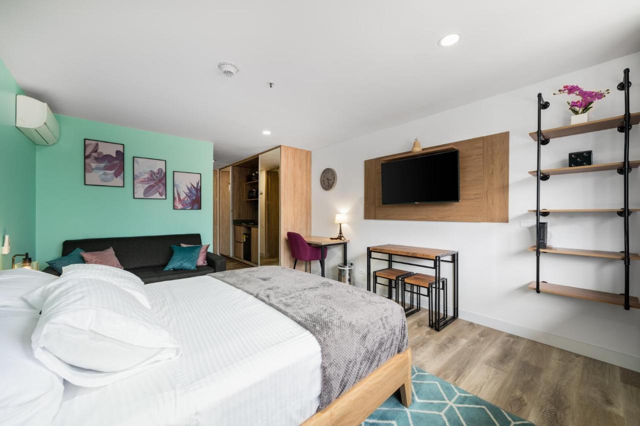 Apartamentos Go Living & Suites By Housy Host เมเดยิน ภายนอก รูปภาพ