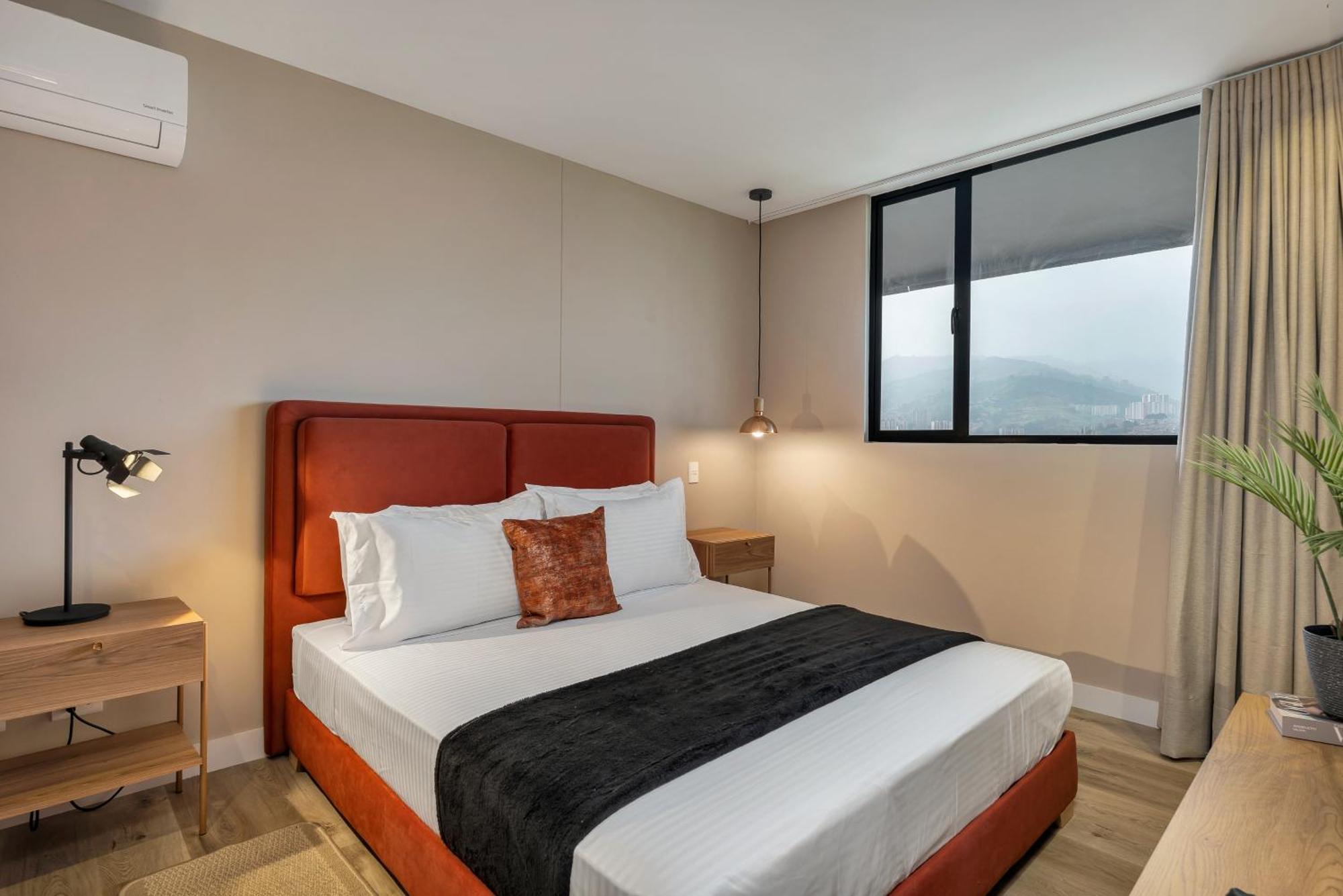 Apartamentos Go Living & Suites By Housy Host เมเดยิน ภายนอก รูปภาพ